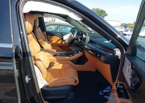 2023 Lincoln Aviator Black Label from USA, damaged, VIN 5LM5J9XC4PGL15000